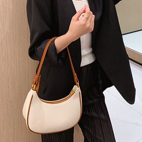 반달미니백 회사원 숄더백 여성 핸드백 출근룩 코디