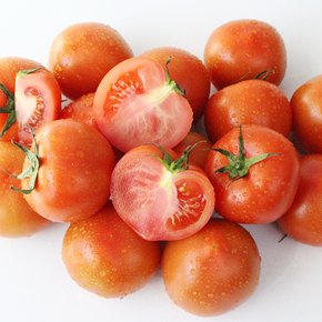 국내산 완숙 토마토 2kg(8-10개입)