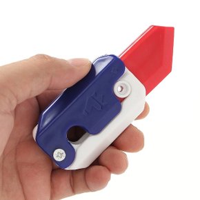 조이월드 3D 토이 나이프(화이트+블루) 피젯 당근칼 3d 중력 장난감 스피너 토이칼