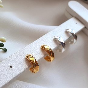 [옷자락] 여자 정장템 기본 사선무늬 앵글 데일리 귀걸이