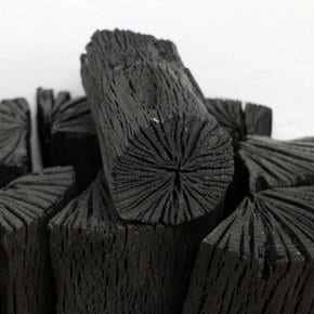 국내산 굴참나무 원형 참숯 흑탄 10kg 공기정화