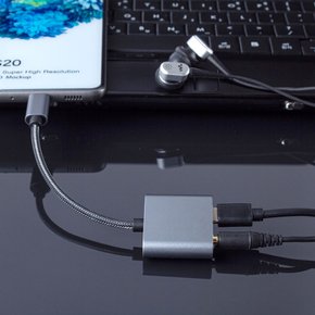 C타입 듀얼 젠더 3.5mm AUX 이어폰 + USB C타입 고속충전 음악 충전 동시에 갤럭시S21 아이패드 맥북프로