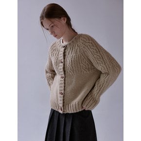 Duffle cable cardigan (beige)