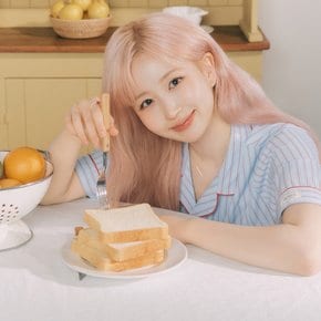[해원 PICK]실크핏 클로에 반팔 카라 잠옷 세트