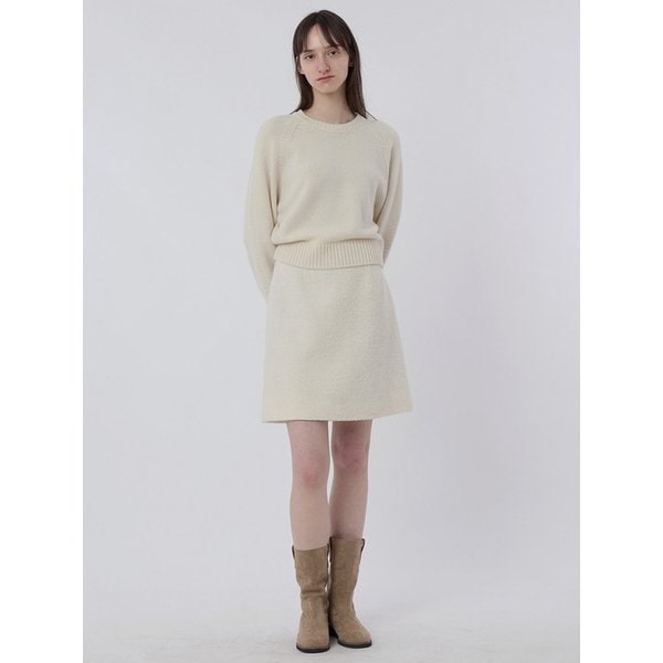 boucled skirt (ivory)