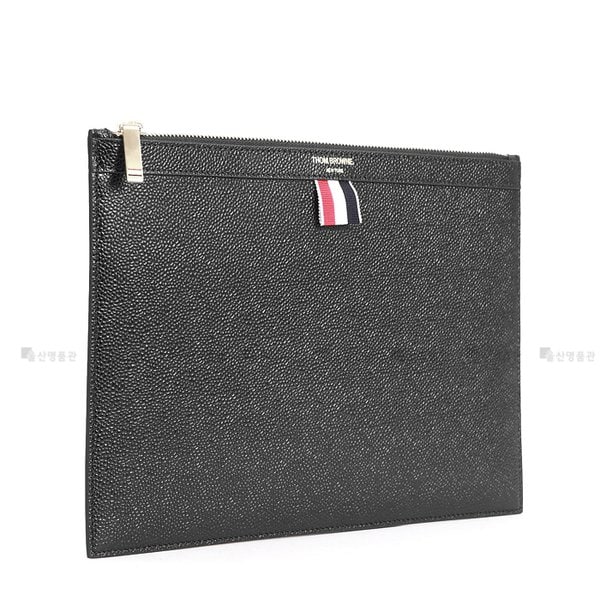 [부산점] 삼선탭 p_MAC019L 00198 001 톰브라운 스몰 클러치