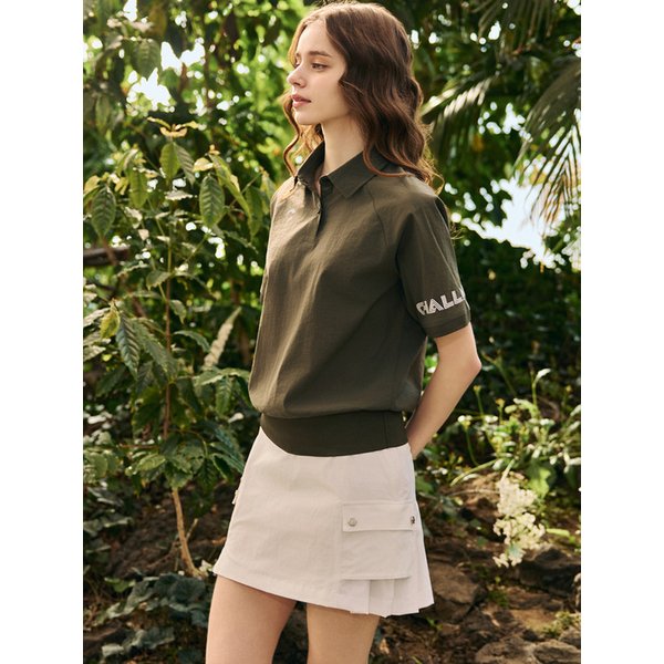 여성 시어 스트레치 소매로고 반팔 카라 우븐탑 카키