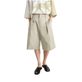 르메르 MAXI PLEATED BERMUDA (PA1212 LF1352 601) (맥시 플리츠 버뮤다) 3235206
