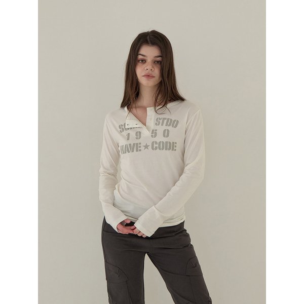 헨리넥 버튼 롱슬리브 (아이보리)