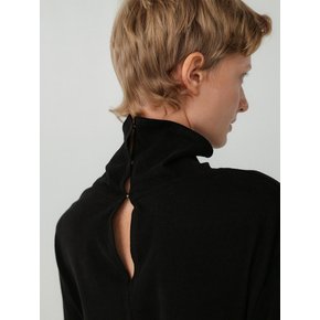 [1차 리오더] Back-Open Turtleneck Top_Black