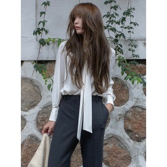 FRONTROW [Drama Signature] Tie-Collar Silky Blouse_4color