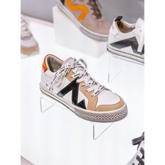 Sneakers_AVIS RK301