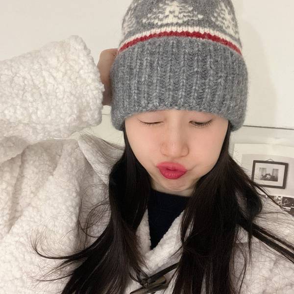 확대된 대표 보블리에 / 러블리 에스닉 방울 비니 모자