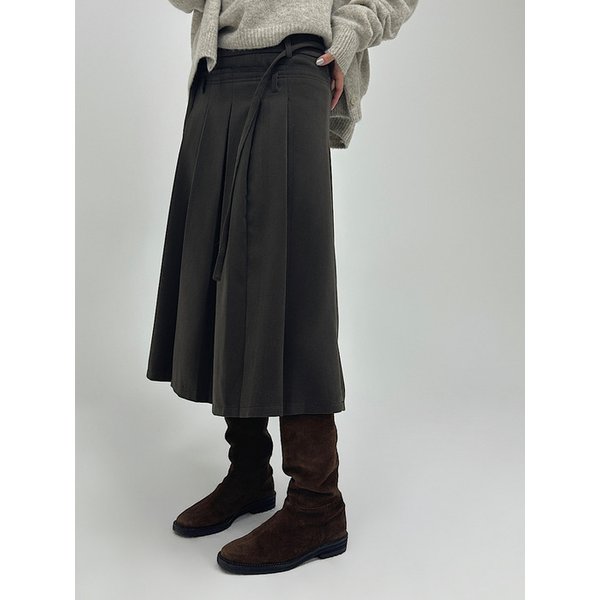 Strap Line Pleated Skirt (2C)