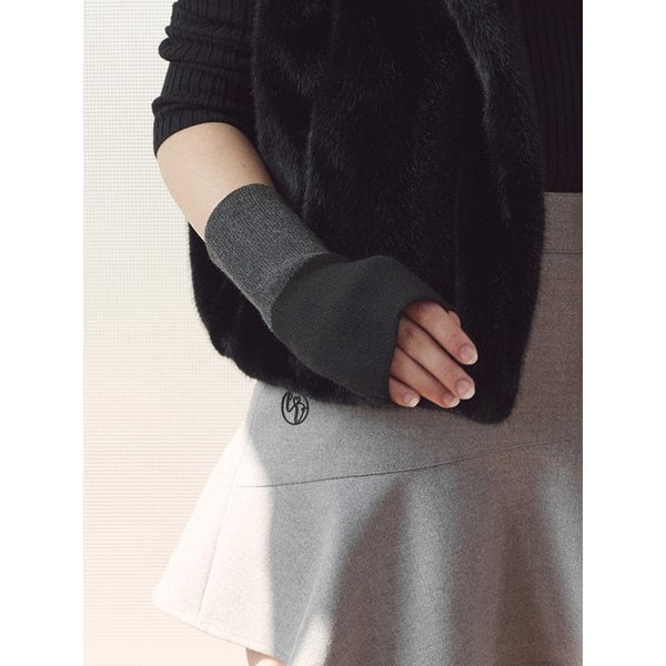 [LDFUV83CH] 니트 배색 핸드 워머 CHARCOAL