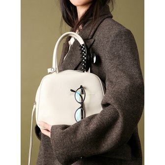 디옵튼 [단독선발매]Blurr Bag 블러백 - 오트밀 (2size)