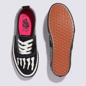 아시아 아티스트 컬렉션 Vans x Mark SBTG Authentic 어센틱 블랙 / VN000BW5BPR1