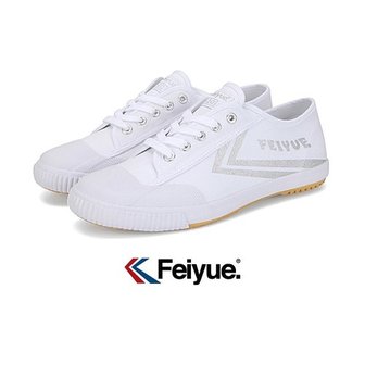 페이유에 FE LO 1920/WHITE CANVAS W/ SILVER METALLIC LOGO&CHEVRON/FU100168