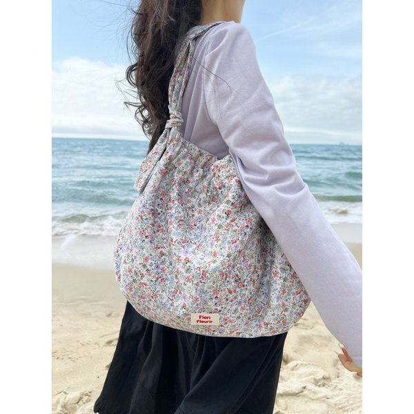 Ange Flower shoulder cross_White