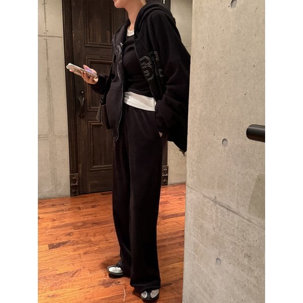 더블모찌 밍크융기모 트레이닝팬츠_BLACK