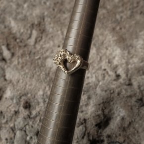 HEART POMAAL RING