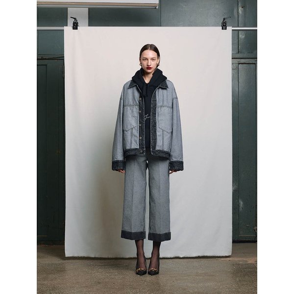 BLACK REVERSE OVERSIZED DENIM TRUCKER