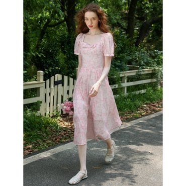 쎄무아듀 Cest_Pink cloud gentle puff dress