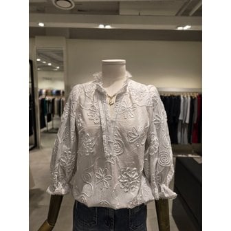 지고트 [파주점] 에스닉 플로럴 자수 블라우스 JS4B0BL811