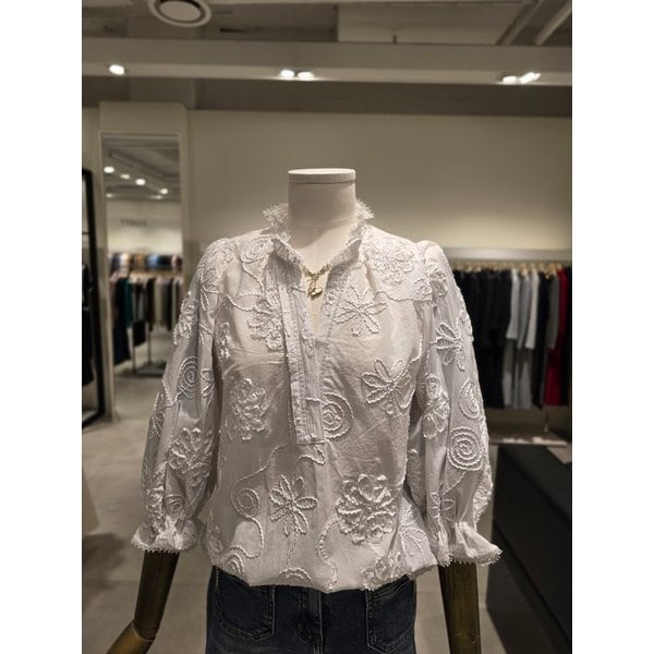 [파주점] 에스닉 플로럴 자수 블라우스 JS4B0BL811