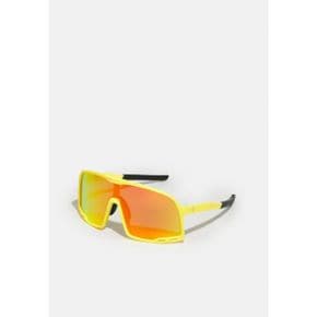 4050506 CHPO HENRIK UNI - Sunglasses yellow/fire