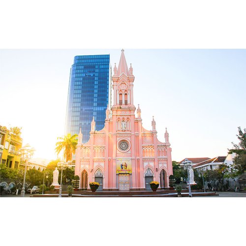 https://media.eoding.com/media/travelagent/205/imagecontent/다낭대성당1-수정.jpg