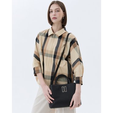 極美品　濱野　ソフトエナメルハンドバッグ　ダークブラウン　カデナ・クロシェット エナメルハンドバッグ