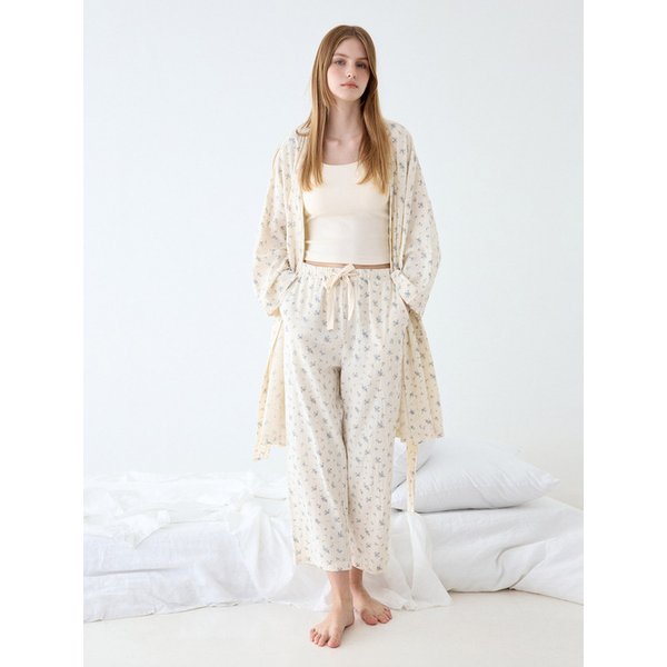 로엘 플라워 로브 세트