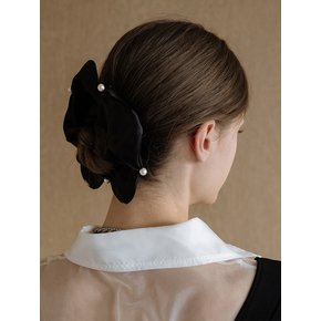 EN004 Flower satin scrunchie