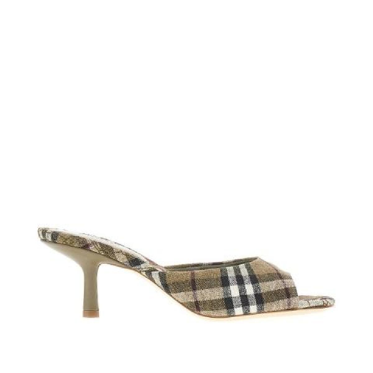 BURBERRY レディース サンダル 8105116 BURBERRY BURBERRY SANDALS 8105116 - 이마트몰
