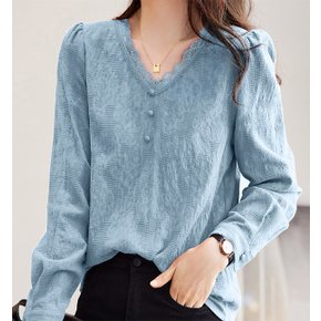 레이스브이넥 콩단추 블라우스 C122CF