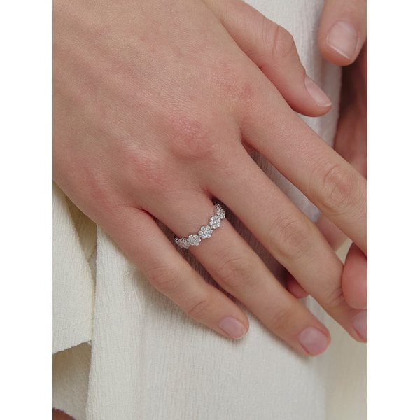 에센스 실버(W) 에클라 이터니티 반지 HL4R62420W9