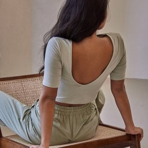 OPEN BACK SHORT SLEEVE TOP_T216TP122