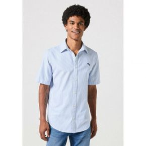 4413640 Wrangler Shirt - blue stripe oxford