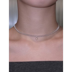 Pearl chocker