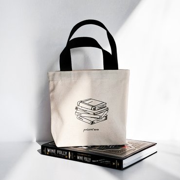 프레젠트 서래 Petite tote bag 쁘띠 토트 백 - book