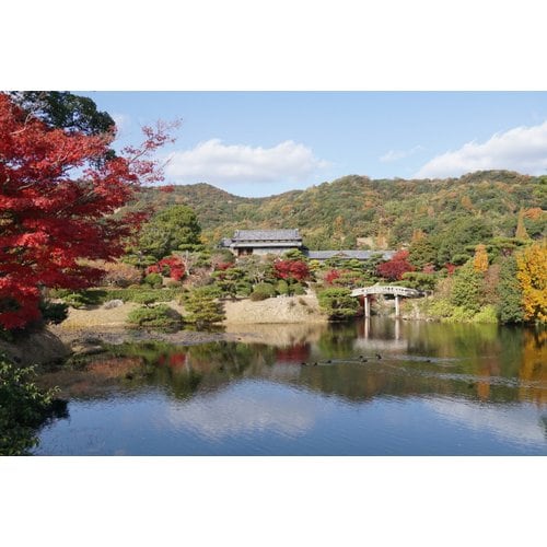 https://media.eoding.com/media/travelagent/205/imagecontent/모리씨_정원1.jpg