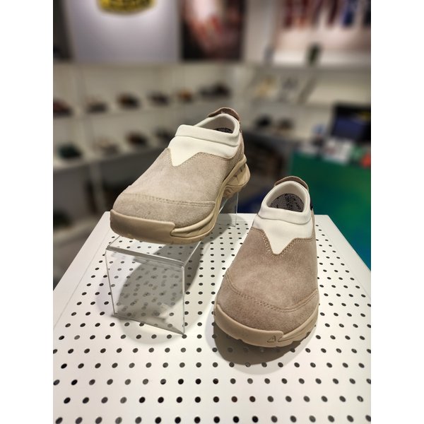 [여주점] [TTS MOC 워터프루프] 베이지 여성 트레일 러닝화 KNSO5F406I2