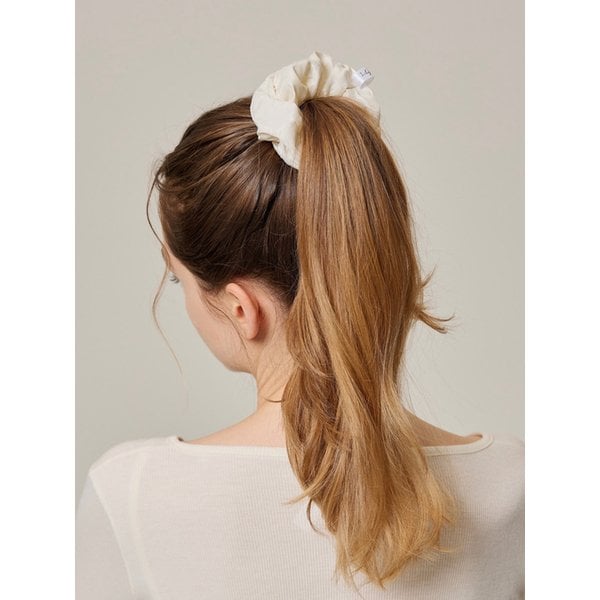 Frill Basic Scrunchie
