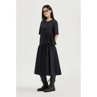 럭키슈에뜨 Ribbon Point Short-Sleeved Long Dress (black) LFDAM26310BKX