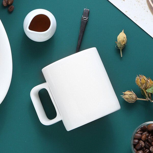 뉴욕 킹스인 일자머그화이트