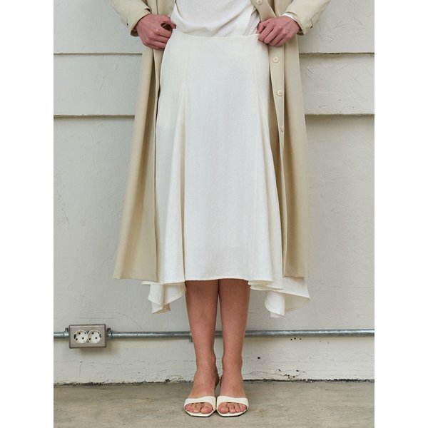 페탈 언발란스 스커트 아이보리 J1920