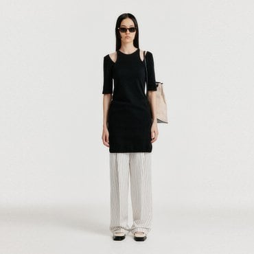EENK YENDER Half Sleeve Cutout Dress - Black