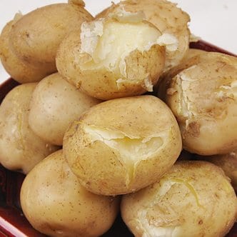푸르젠 [오늘출발] 포근포근 24년산 감자 3kg (대)