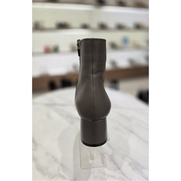 [시흥점] 여성 베이직 스퀘어토 앵클부츠 (FLB404)